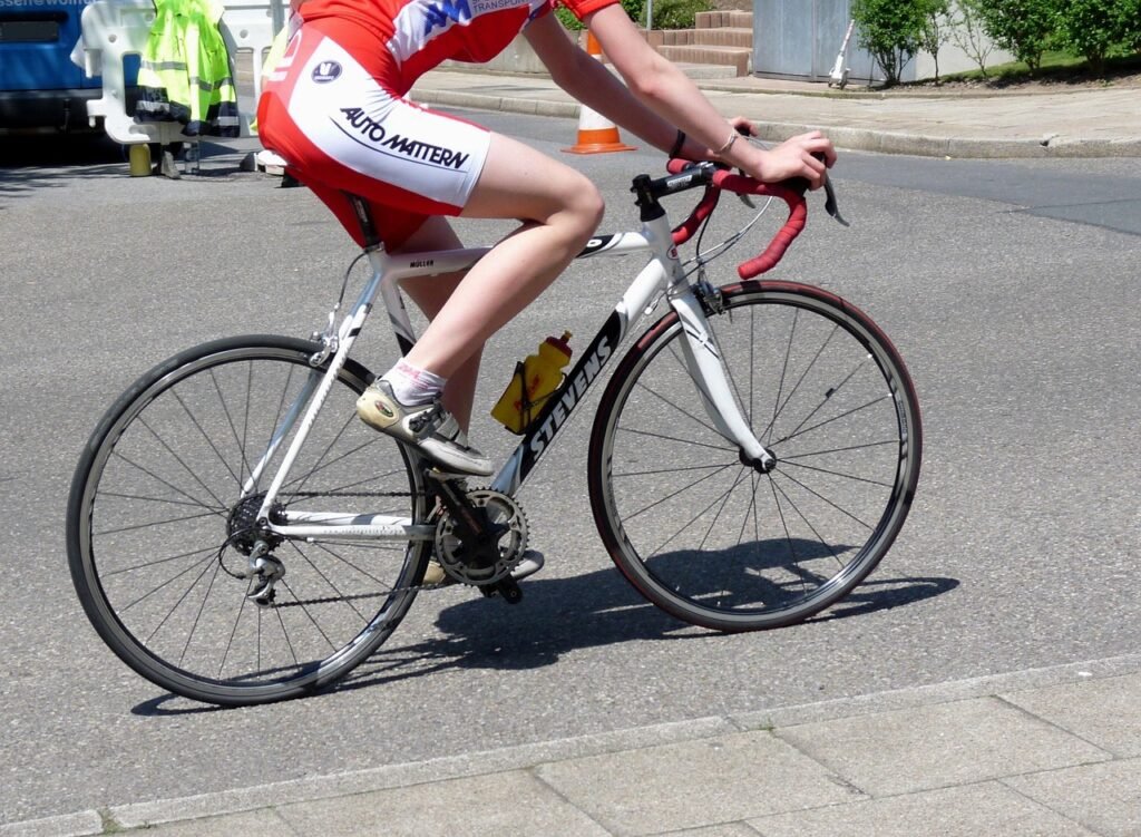 Bicycle, Muscle strength, Locomotion Clipless Pedals